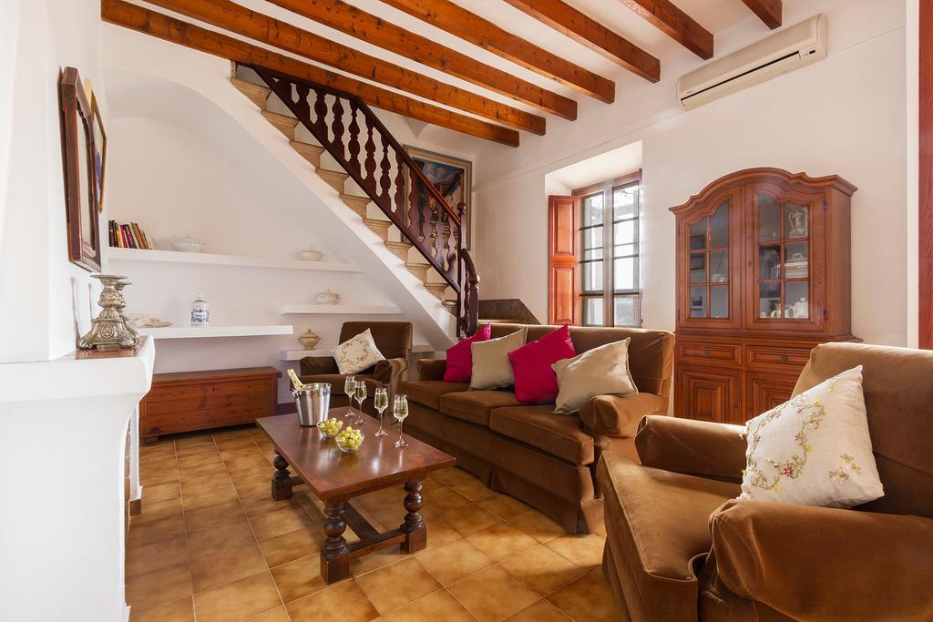 El Vila Hotel โปเญนซา ภายนอก รูปภาพ